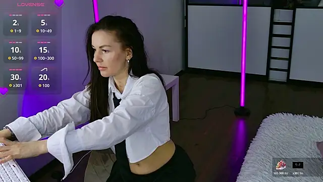 purrAmelinaa online show from May 13, 2026, 12:12 pm