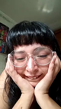 Snapshot of LisaMargo chatting on June 3, 2026, 4:23 pm LisaMargo online show from June 3, 2026, 4:23 pm