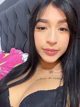 Hannaa blondee online show from March 25, 2026, 12:33 am