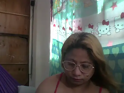 Snapshot of PinayChristine chatting on May 23, 2026, 2:54 am PinayChristine online show from May 23, 2026, 2:54 am