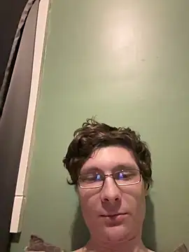 Snapshot of Zombieman420860 chatting on March 23, 2026, 3:17 am Zombieman420860 online show from March 23, 2026, 3:17 am