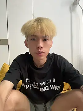 zzzzppp3 online show from July 26, 2026, 4:41 am