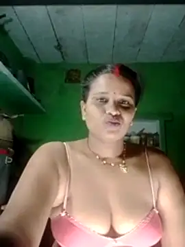 Snapshot of Shivani09900 chatting on July 16, 2026, 7:11 pm Shivani09900 online show from July 16, 2026, 7:11 pm
