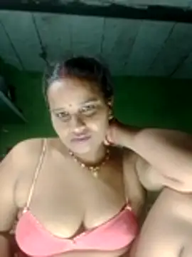 Snapshot of Shivani09900 chatting on July 18, 2026, 7:22 pm Shivani09900 online show from July 18, 2026, 7:22 pm