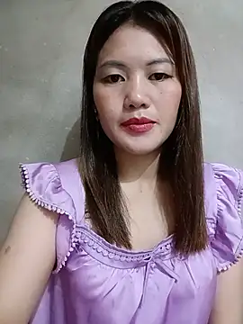 Snapshot of meg_06 chatting on June 9, 2026, 2:23 am meg 06 online show from June 9, 2026, 2:23 am
