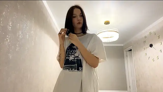 Snapshot of LinHebron chatting on March 23, 2026, 12:38 pm LinHebron online show from March 23, 2026, 12:38 pm