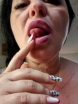 angelicalov online show from May 29, 2026, 7:36 am