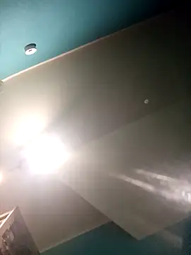 tomeksex1x online show from March 24, 2026, 11:38 pm