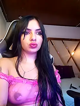 Astra Glow online show from April 18, 2026, 1:24 pm