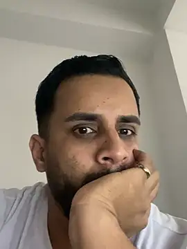 Snapshot of camired chatting on March 23, 2026, 2:17 pm camired online show from March 23, 2026, 2:17 pm