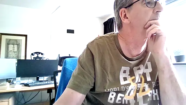 HotLucas66 online show from April 27, 2026, 9:51 am
