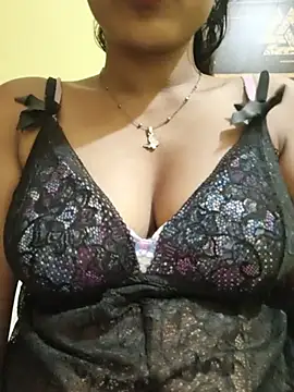 Rubina Love online show from June 20, 2026, 3:50 pm