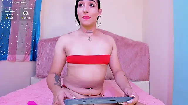 Skarlet Ruiz  online show from June 29, 2026, 7:35 pm