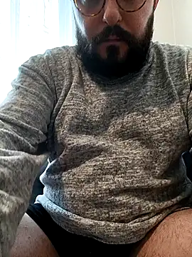 Tayphoon00 online show from March 29, 2026, 12:18 pm