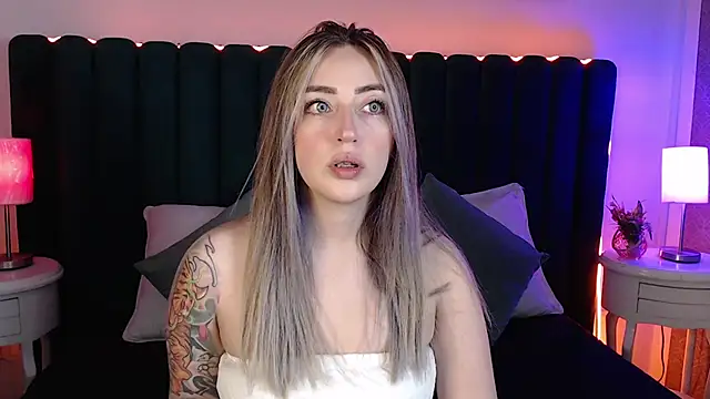  mykinkydoll  online show from April 24, 2026, 10:12 pm