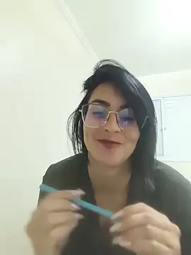 Snapshot of SecretaryX chatting on May 15, 2026, 8:40 pm SecretaryX online show from May 15, 2026, 8:40 pm
