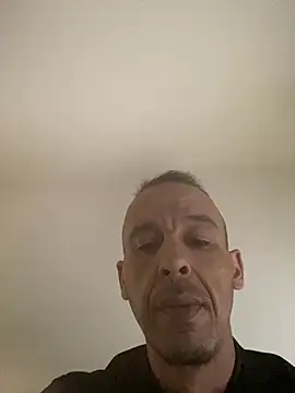 demongentil online show from July 19, 2026, 5:49 am