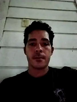 Gabriel leon33 online show from May 22, 2026, 5:27 am