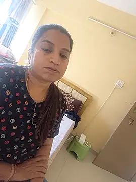 kavita-rawat online show from April 3, 2026, 10:43 am