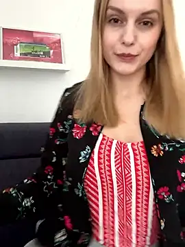 CutieLaura online show from March 24, 2026, 8:25 am