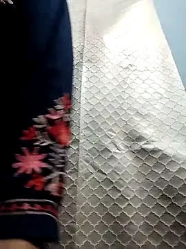 kavaya782 online show from April 8, 2026, 12:39 pm