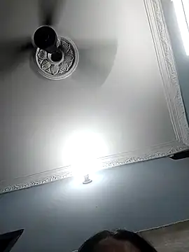 kavaya782 online show from April 6, 2026, 1:34 pm