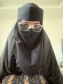 karandeep kaur isback online show from March 25, 2026, 7:08 am