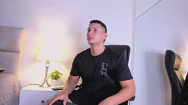 Chriss Diamond online show from June 29, 2026, 8:52 pm