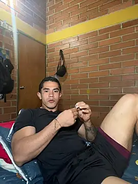 Noe Blake online show from April 16, 2026, 3:07 am