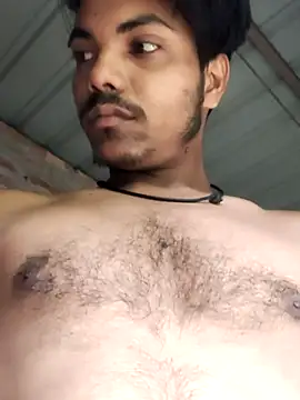 Snapshot of luck00y chatting on August 7, 2026, 1:00 am luck00y online show from August 7, 2026, 1:00 am