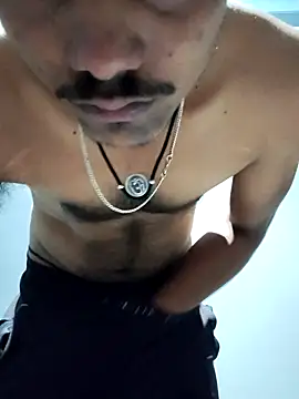 luck00y online show from April 7, 2026, 4:58 am