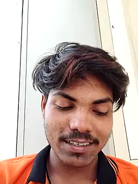 Snapshot of luck00y chatting on June 28, 2026, 9:26 am luck00y online show from June 28, 2026, 9:26 am