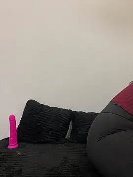 Snapshot of Elizabeth_0-1 chatting on April 6, 2026, 10:16 am Elizabeth 0-1 online show from April 6, 2026, 10:16 am