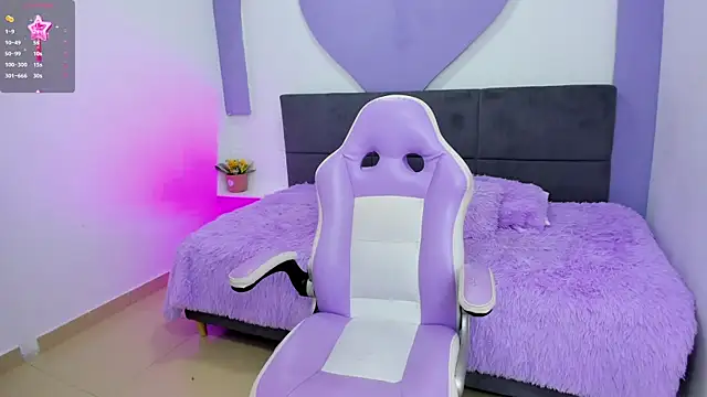 princess skinny  online show from June 14, 2026, 2:19 am