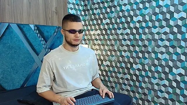 Snapshot of Joaho_Fernandez chatting on July 12, 2026, 4:41 pm Joaho Fernandez online show from July 12, 2026, 4:41 pm