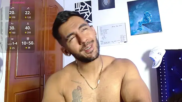 romanpearce  online show from June 12, 2026, 4:49 pm