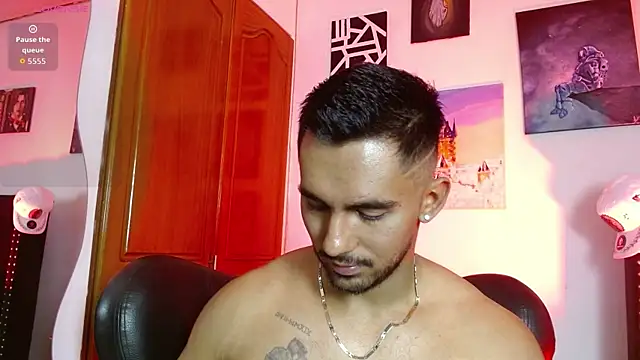 romanpearce  online show from July 20, 2026, 4:42 pm