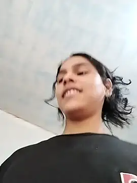 Shanon hot20 online show from March 25, 2026, 8:08 pm