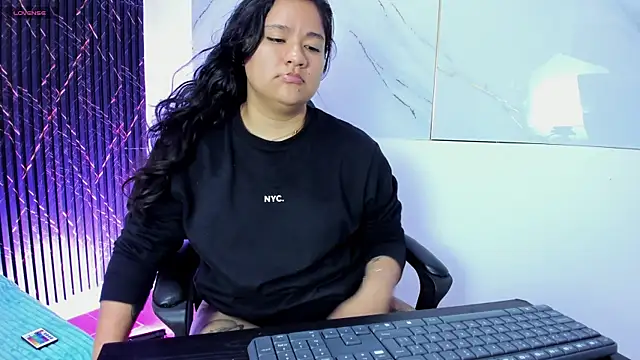 natasha adam21 online show from July 10, 2026, 2:44 am