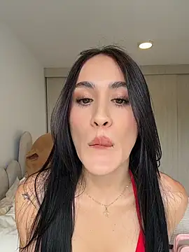 SerenaFox  online show from April 28, 2026, 8:02 pm