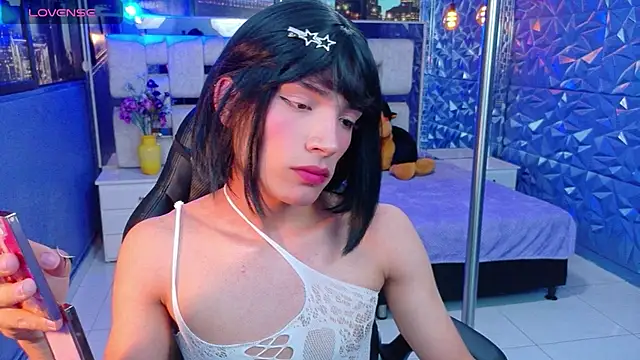 IsaacNovaa online show from May 29, 2026, 7:42 pm