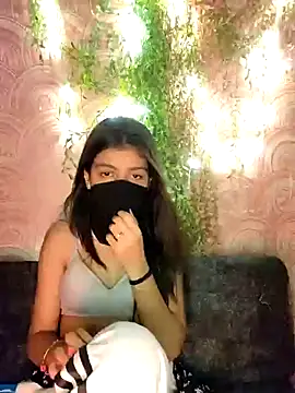 Snapshot of Prihu143 chatting on July 10, 2026, 10:32 pm Prihu143 online show from July 10, 2026, 10:32 pm