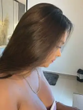 alana dantes  online show from June 12, 2026, 7:33 pm