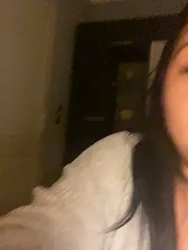 Szandra26 online show from April 6, 2026, 7:37 pm