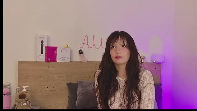 Sweet Alice S online show from June 21, 2026, 5:41 pm