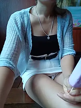 Snapshot of Aurora_Nova chatting on June 5, 2026, 7:14 am Aurora Nova online show from June 5, 2026, 7:14 am