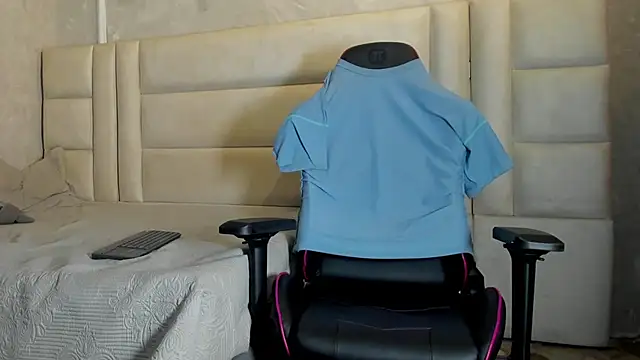 Dark lennox online show from May 8, 2026, 12:31 pm