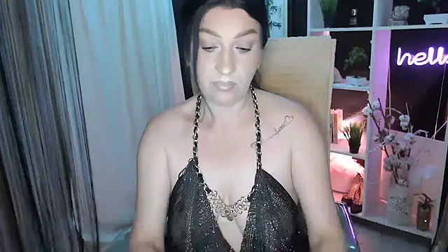 DreamLove2020 online show from June 9, 2026, 3:18 am