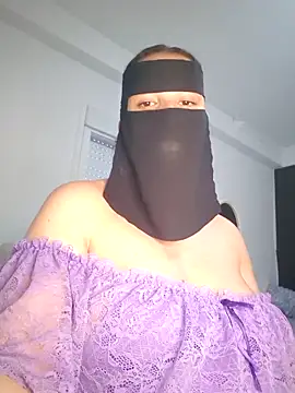 Big as-big online show from June 3, 2026, 7:18 pm