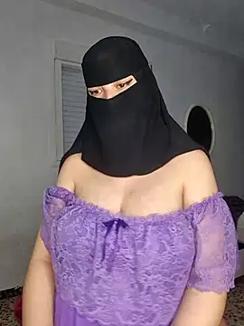 Big as-big online show from April 8, 2026, 7:37 pm